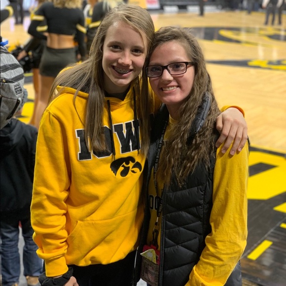 Meet your Posher, Ellie - Picture 1 of 1